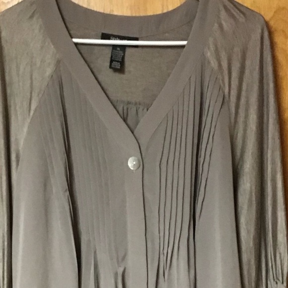 STYLE &CO.  sz XL  dark tan, button up, BLOUSE,  pleated - Picture 4 of 5